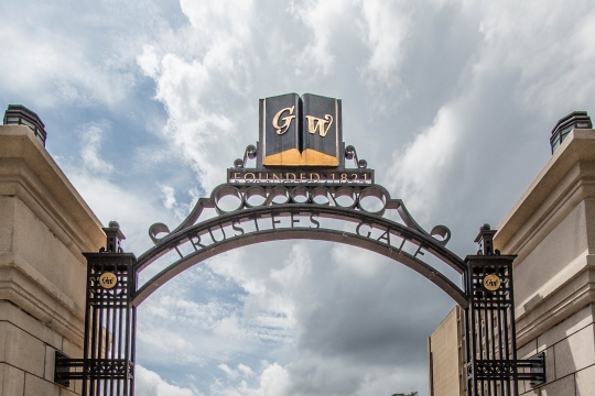 Class Notes & In Memoriam