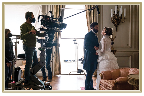 Couple acting on set